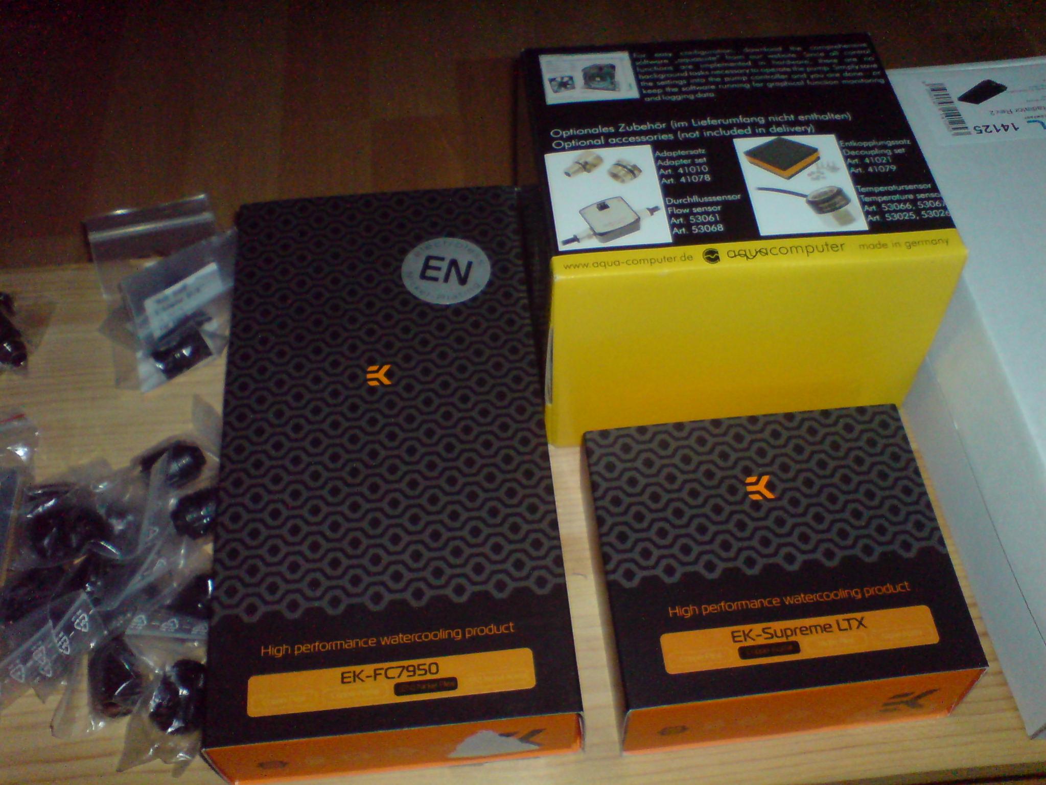 Klicke auf die Grafik für eine größere Ansicht&nbsp;

Name:	Wakü2.jpg&nbsp;
Hits:	74&nbsp;
Größe:	282,7 KB&nbsp;
ID:	291919
