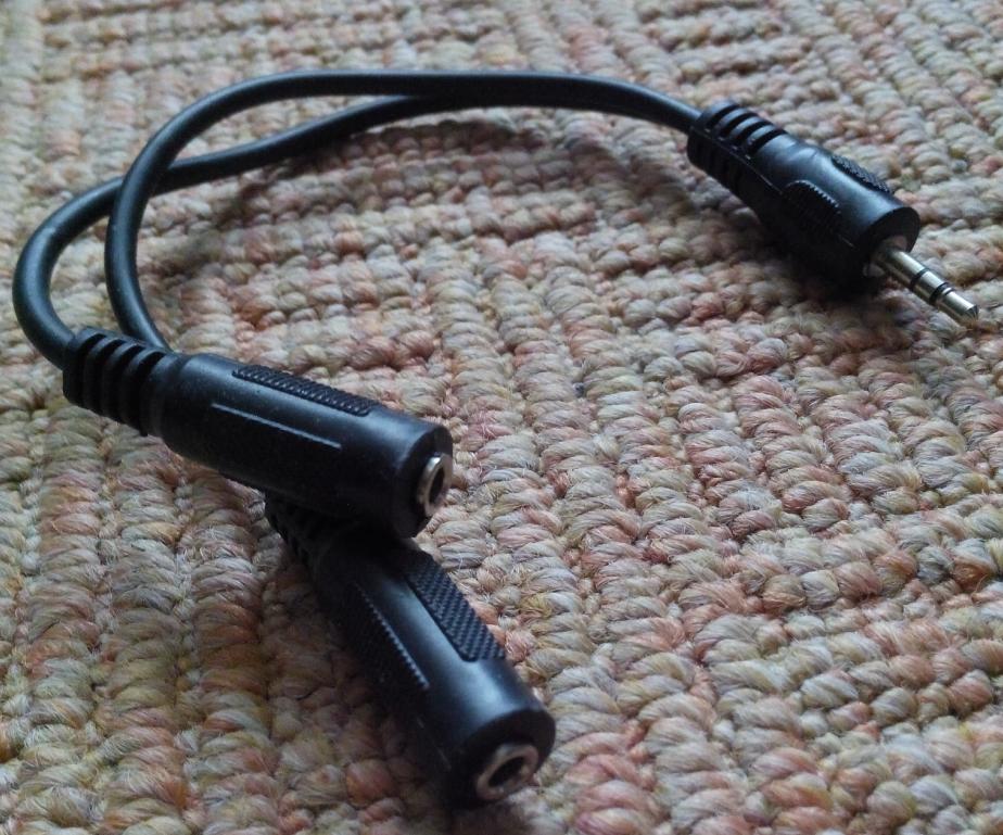 009 - 3,5mm Audio Klinke Y Kabel - Headset Splitter.jpg