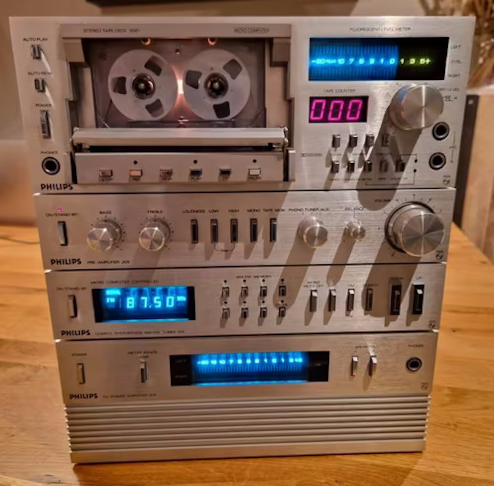 03 PHILIPS 109, F 109, F 009.jpg