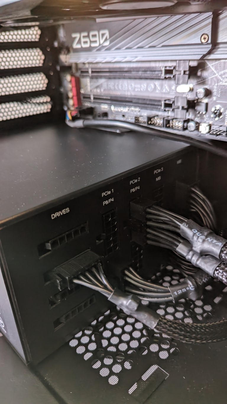 1_netzteil (Mittel).jpg