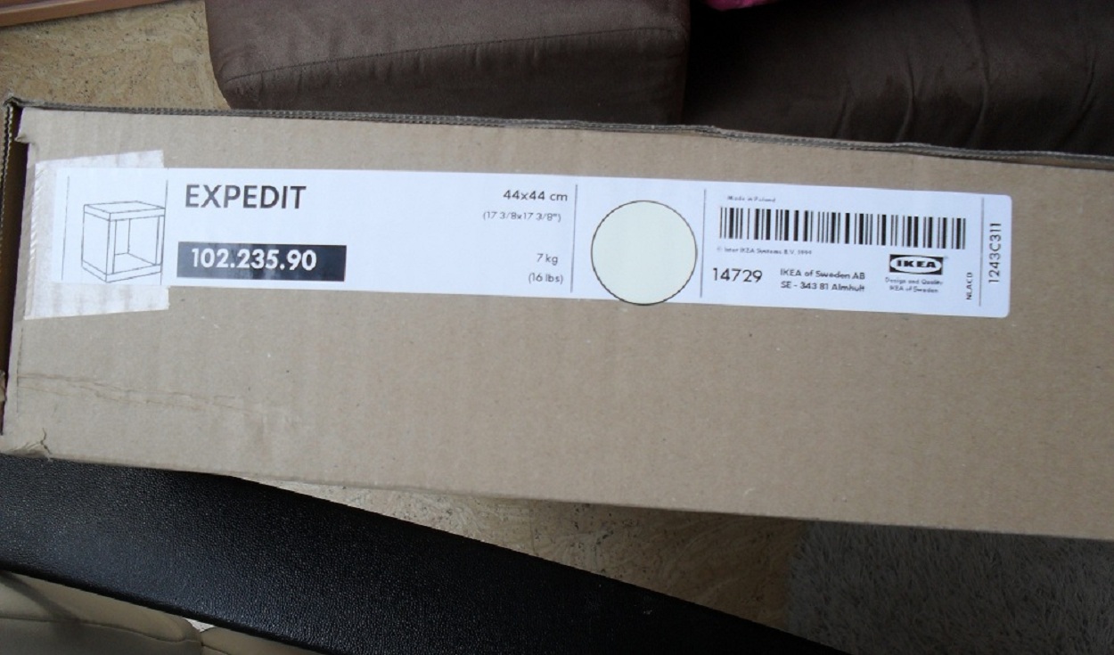 1verpacktesregal-jpg.306247