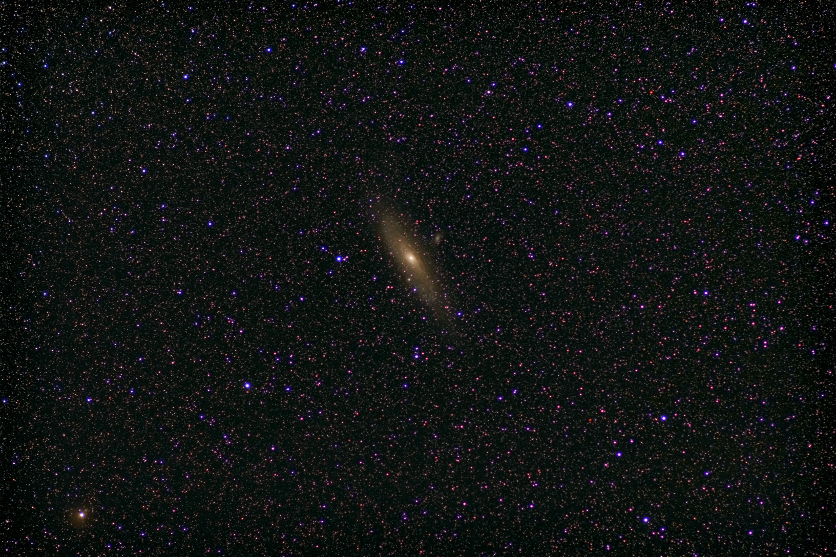 2016y08m26d 03h41m20s Messier 31 32 110 M31 M32 M101 DSCF8965-DSCF8987k.jpg