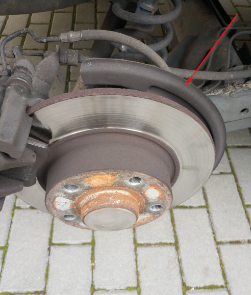 2025-05-16 12_41_44-Renault_Megane_3,_brzda_(005).jpg ‎- Paint 3D.png