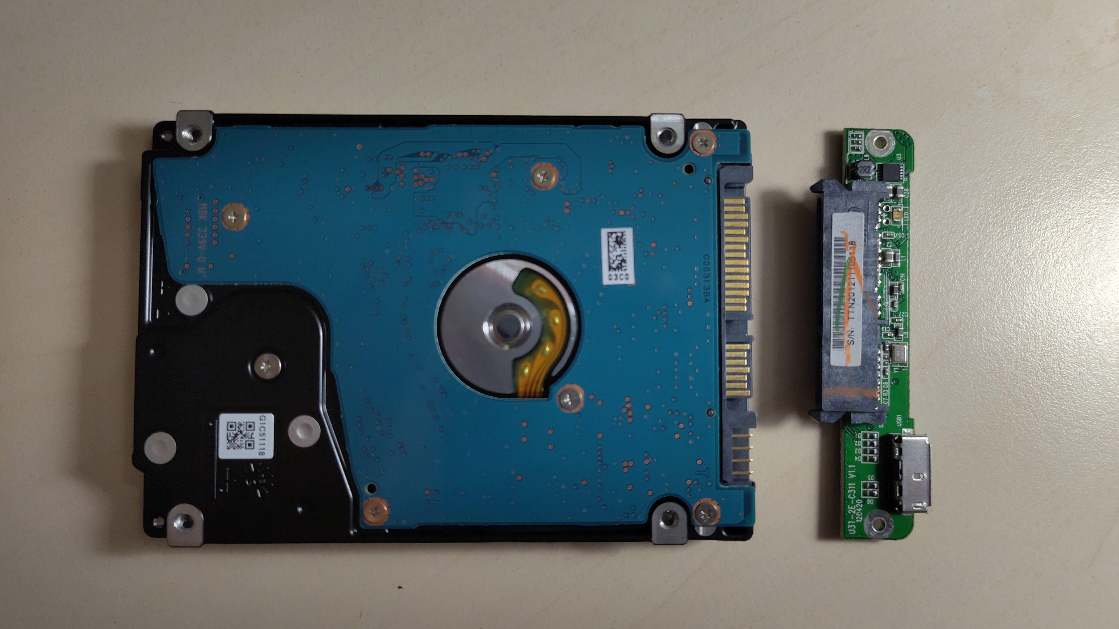 2026-01-15_festplatte_sata_2-5zoll_4.jpg