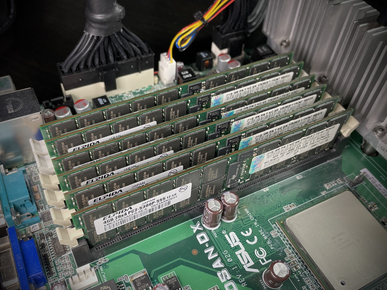 24GB-DDR2-ram.jpg