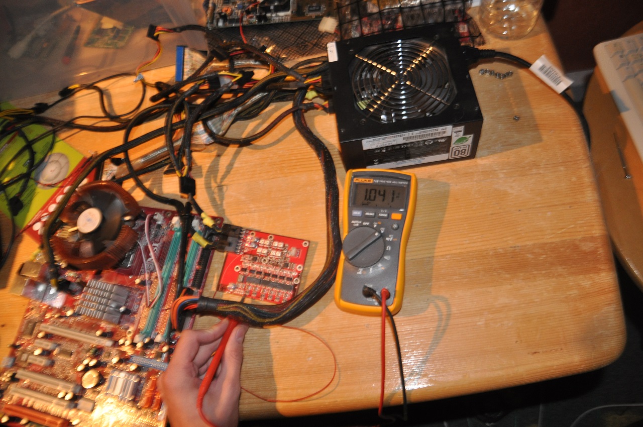 2900xt-zombie-in-betrieb-jpg.436975