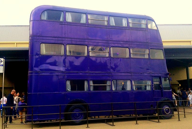 800px-Knight_Bus_3.jpg