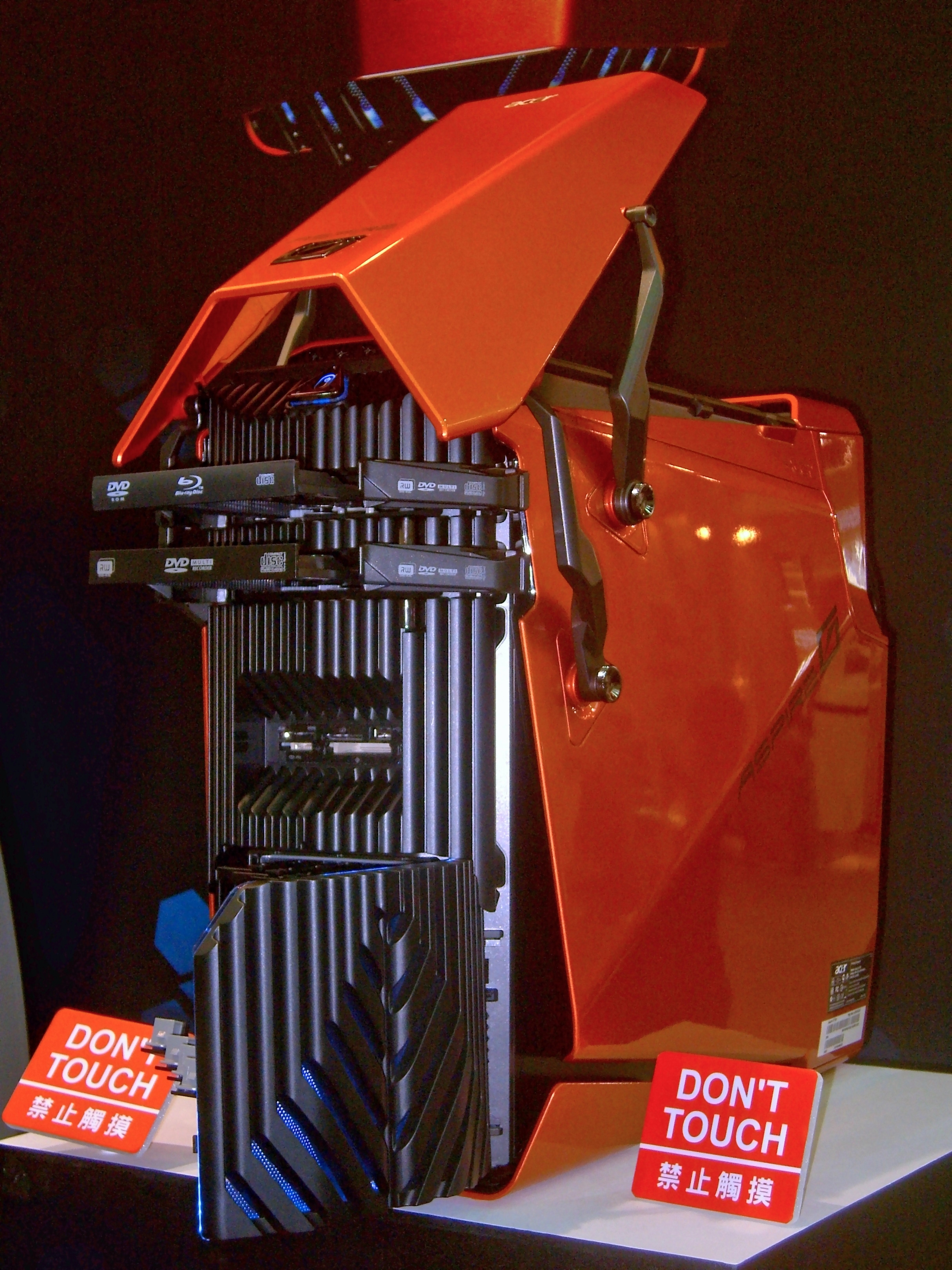 Acer Predator Aspire G 2008 Computex.jpg