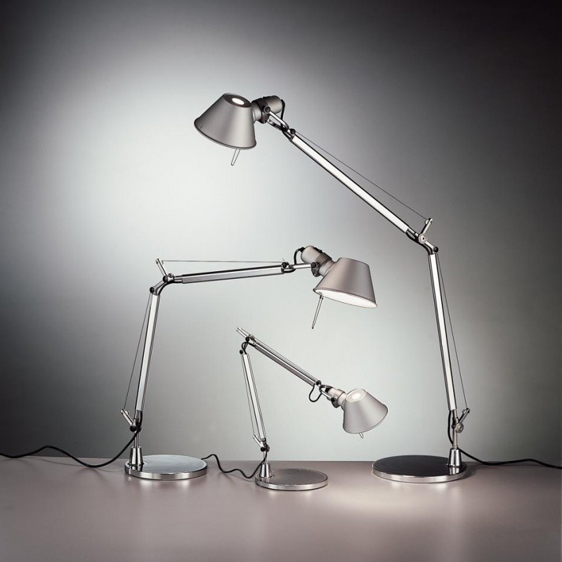 Artemide_Tolomeo-Tavolo-Schreibtischleuchte_800x800-ID7380-c0484731176ecb6b693b9c1136413557.jpg