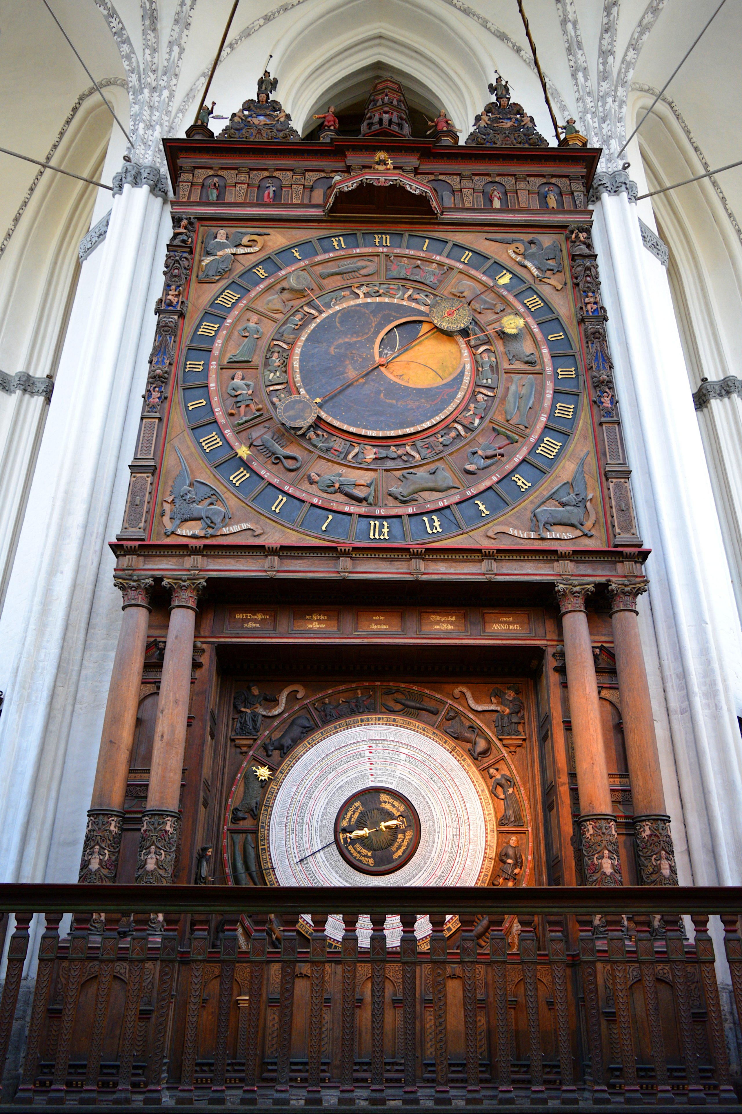 Astronomische Uhr Marienkirche (2-1).jpg