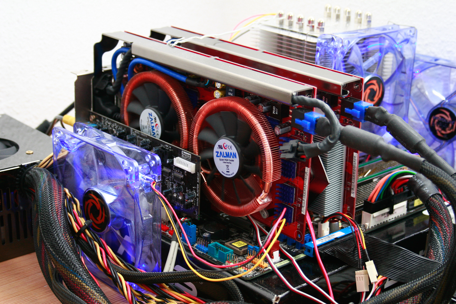 ASUS 7800GT Dual-44.jpg