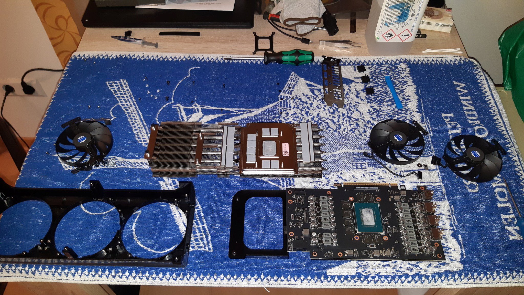 Asus RTX 5080 OC Prime_1.jpg