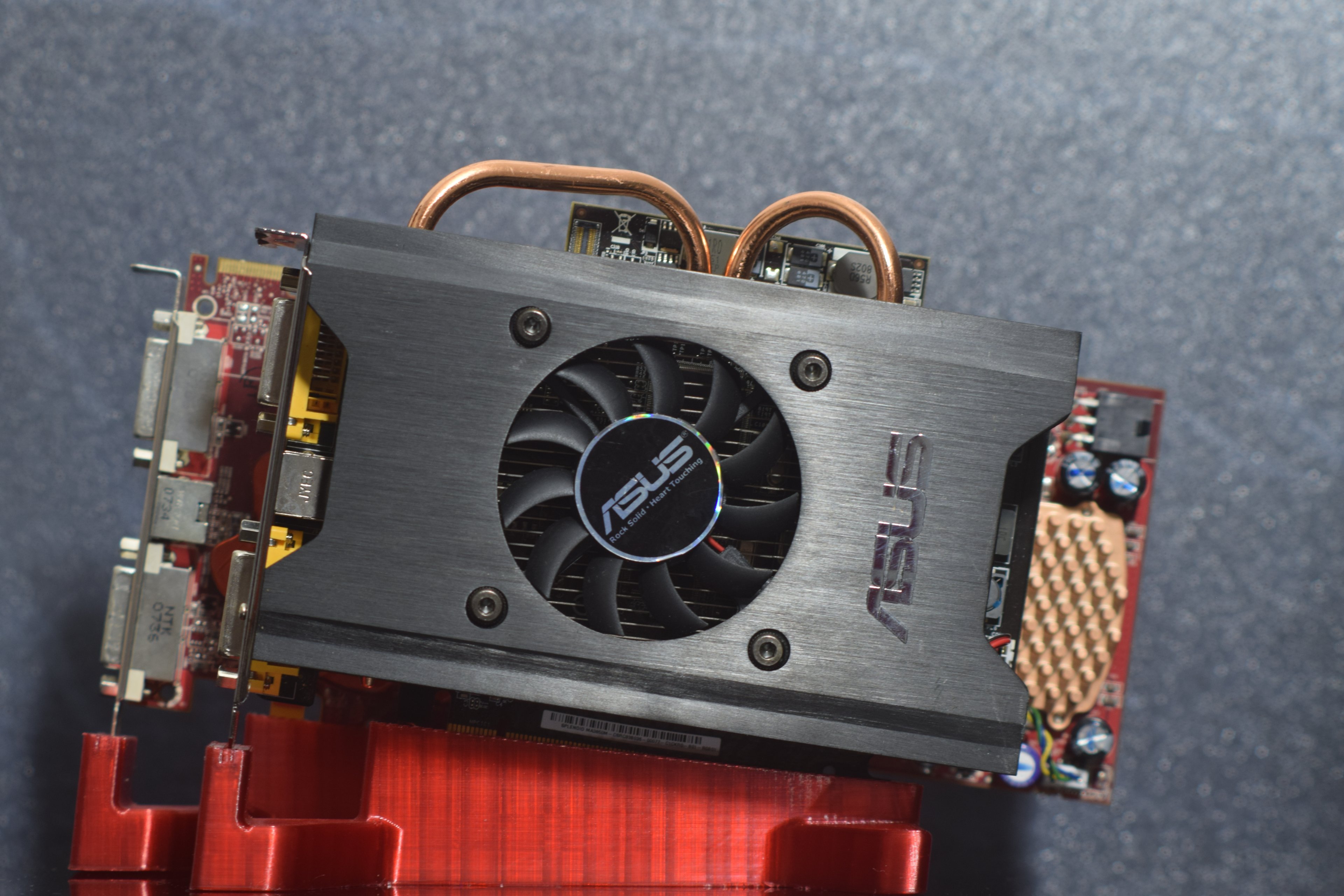 Asus Splendid Vergleich HD 3850 (1).JPG