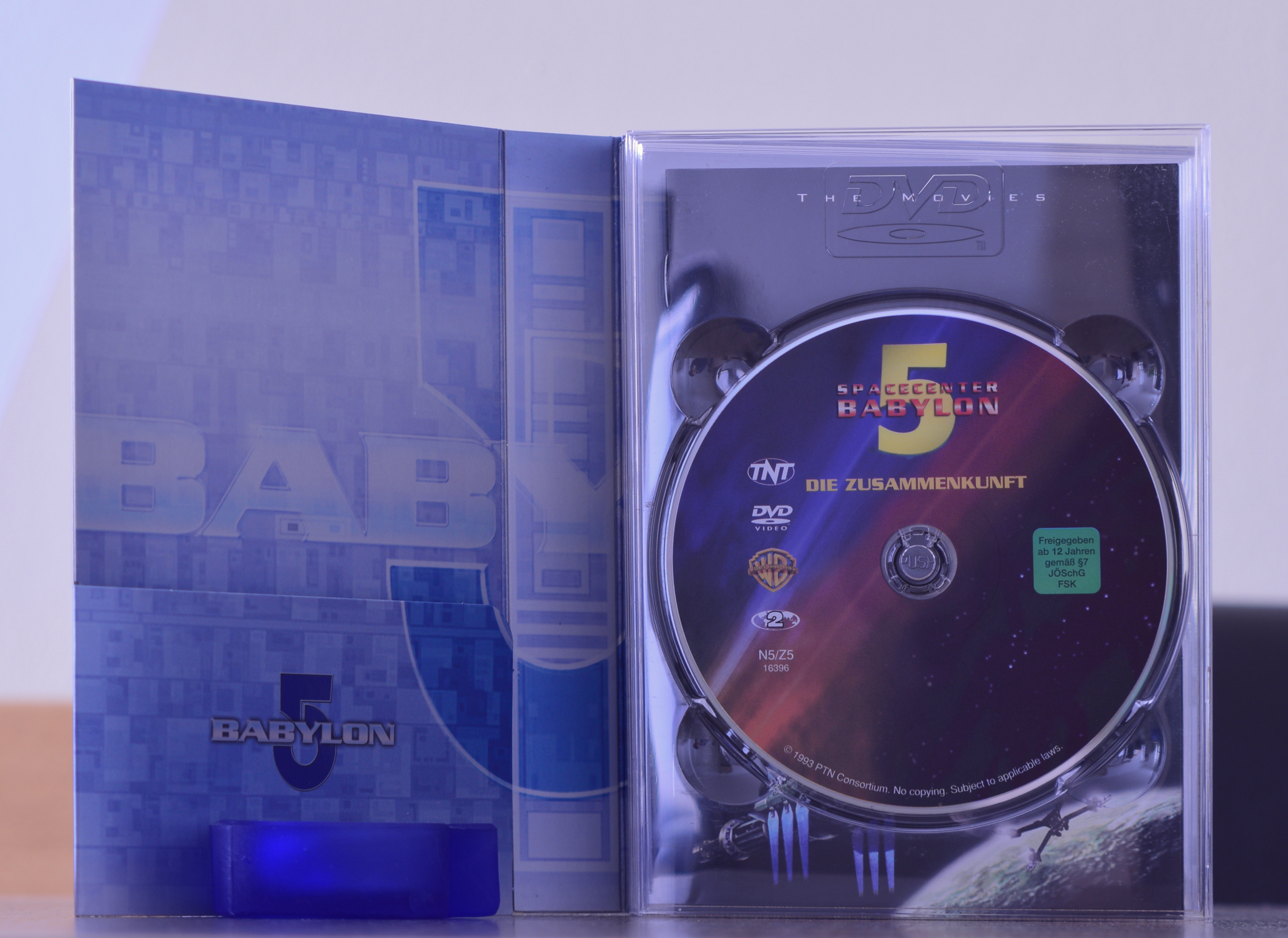 Babylon 5 DVD (3-1).JPG