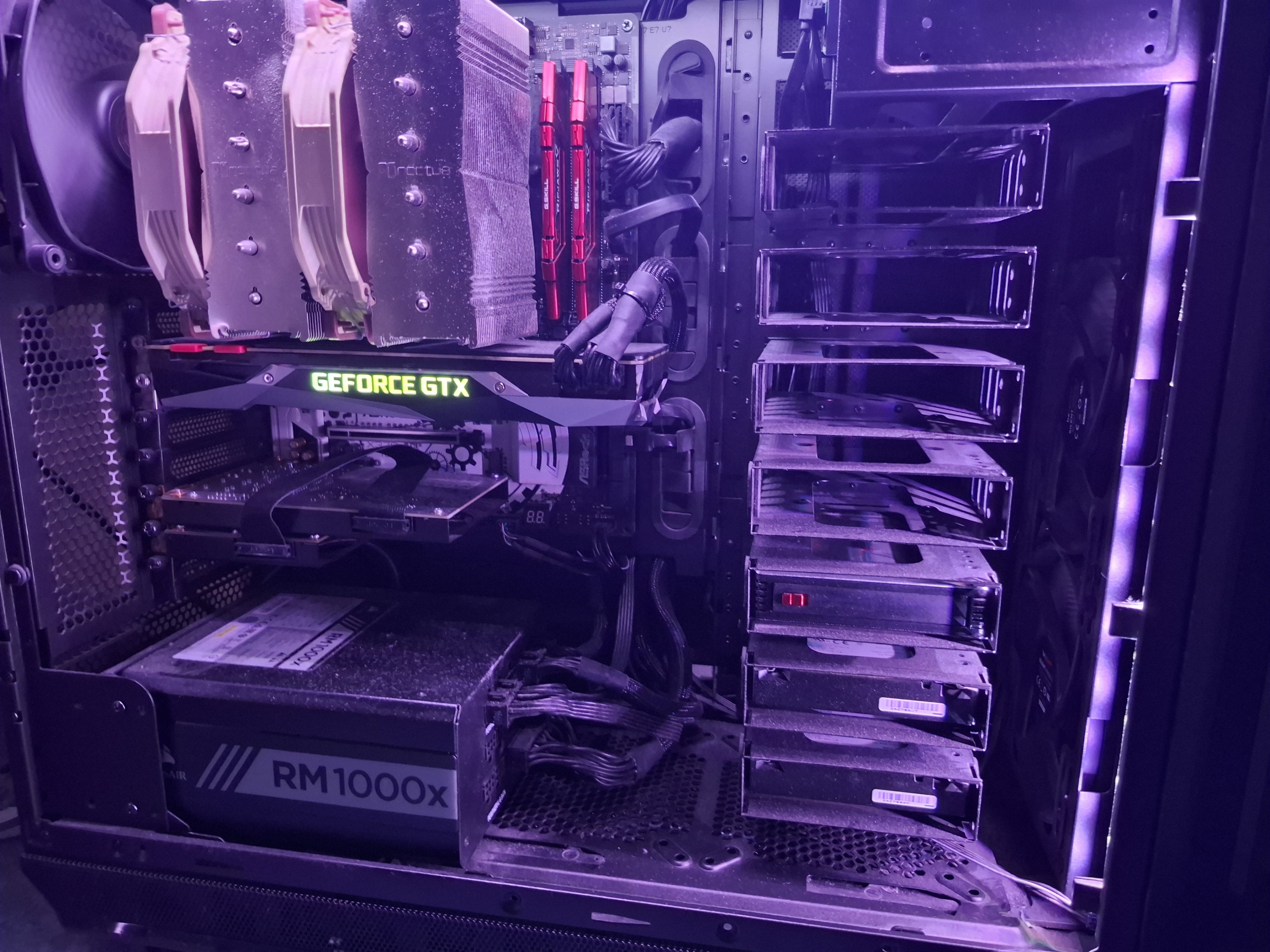 be quiet! Dark Base 900 Pro ohne Glasabdeckung.jpg