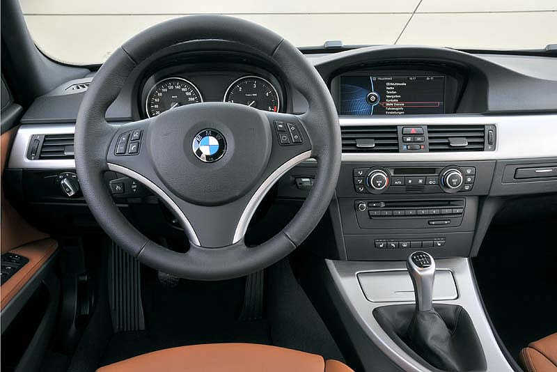 bmw_3er_lci_p0048426-b.jpg