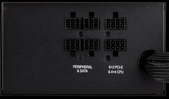 Corsair-TX750M-02.jpg