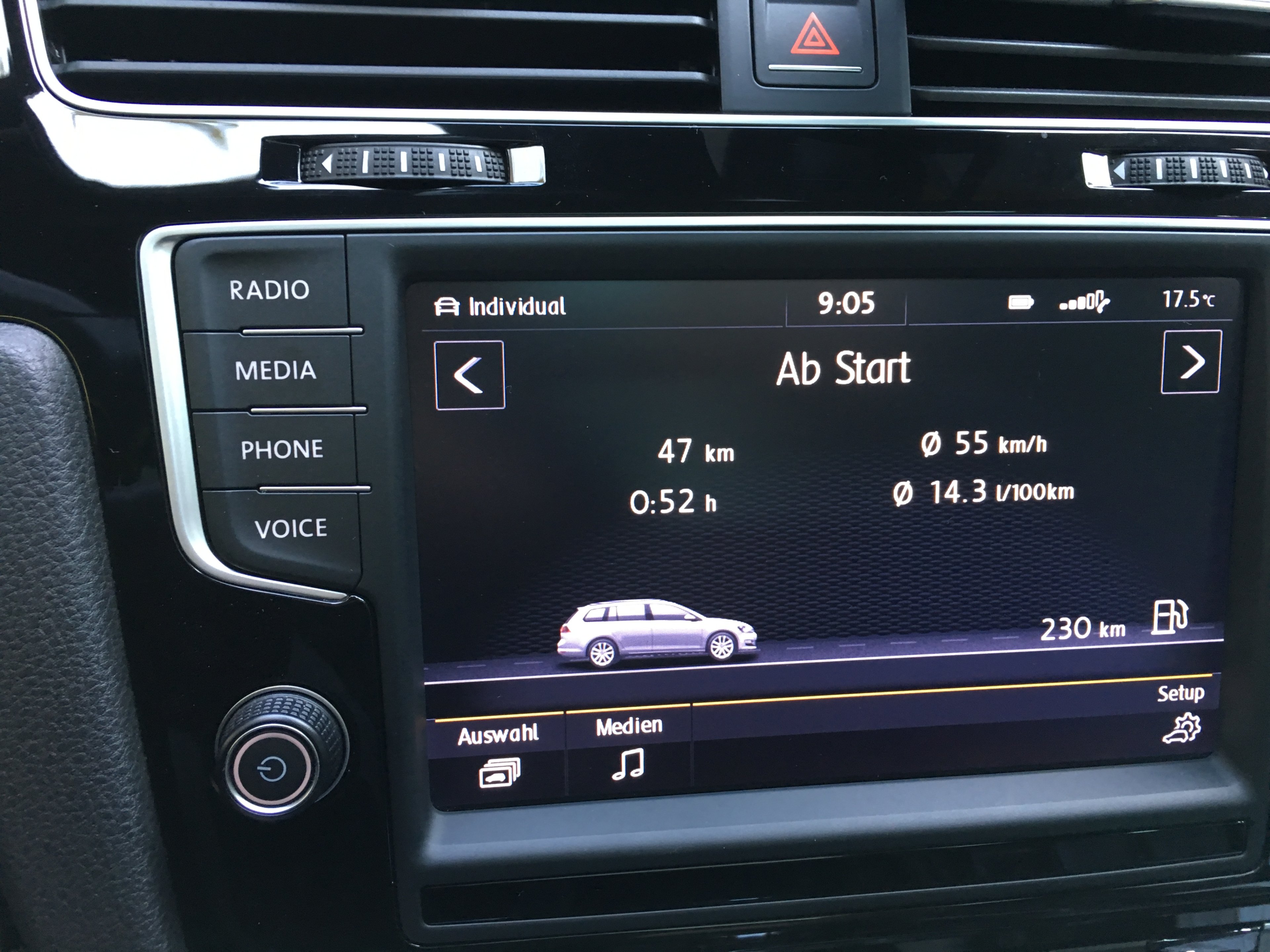 News - VW Golf 8 Infotainment: Schnellere Hard- und bessere
