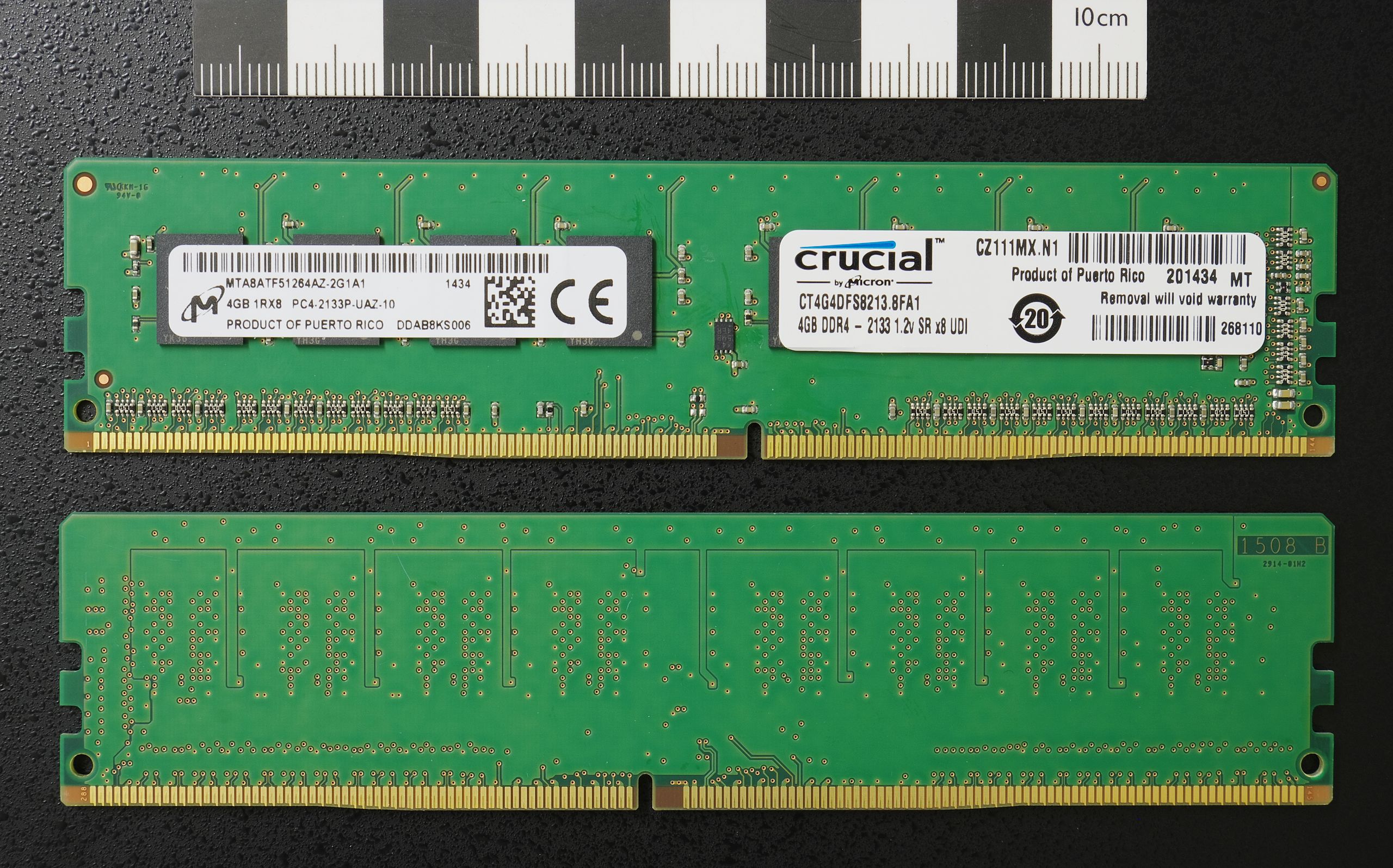 DDR4_DIMM_4GB_-2133_IMGP5813_smial_wp.jpg