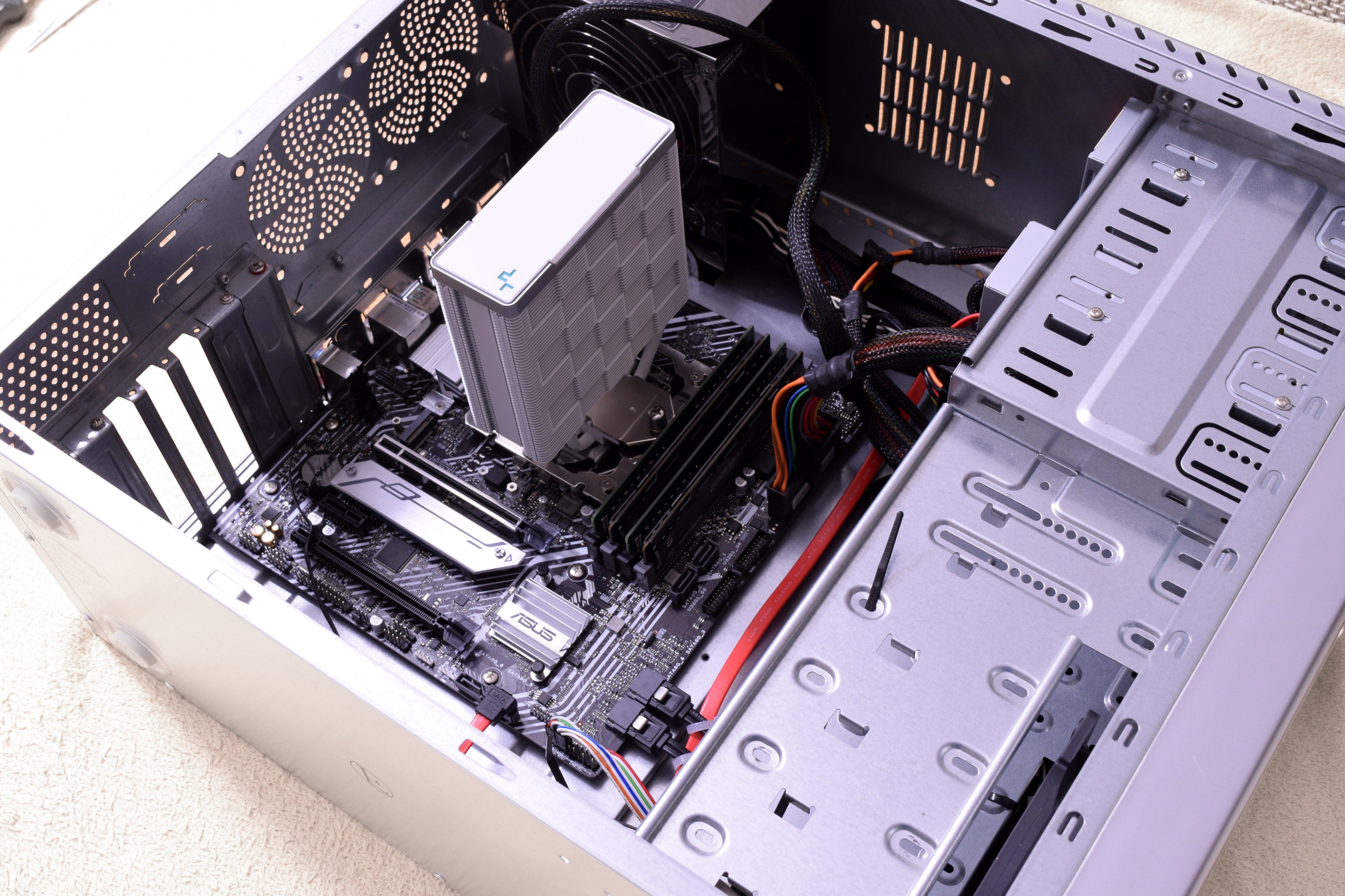 DeepCool eingebaut 001.jpg