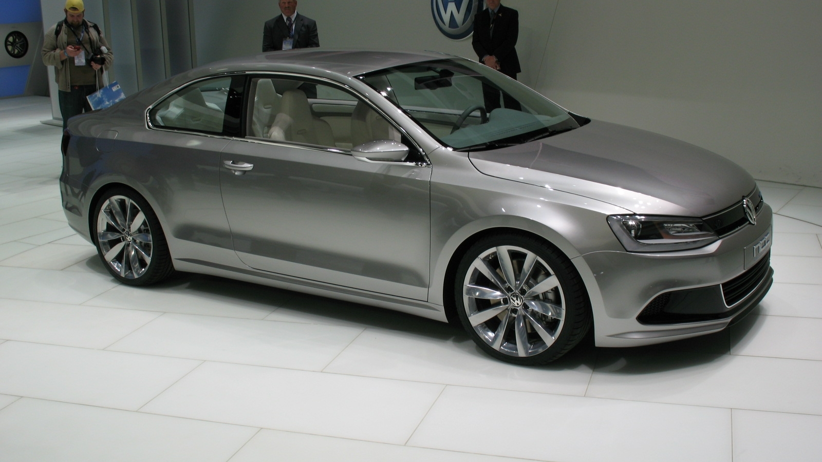 detroit-auto-show-volkswagen-new-compact-coupe-ncc-concept_100303481.jpg