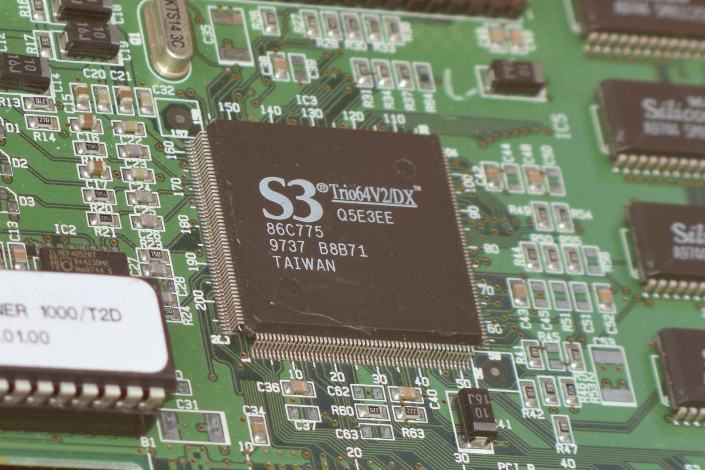 ELSA Winner 1000 S3 Trio (32-01).JPG