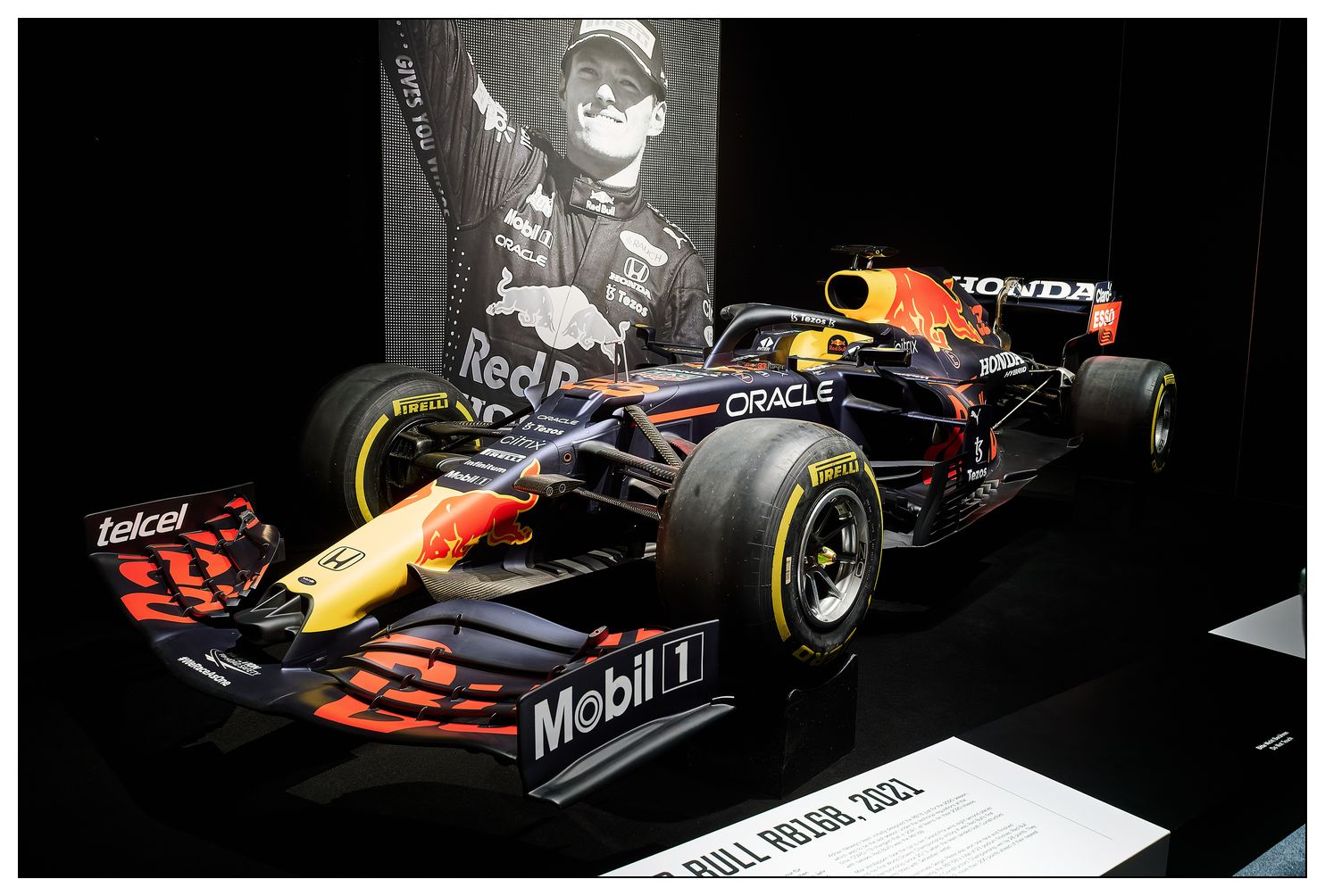 F1A02.jpg