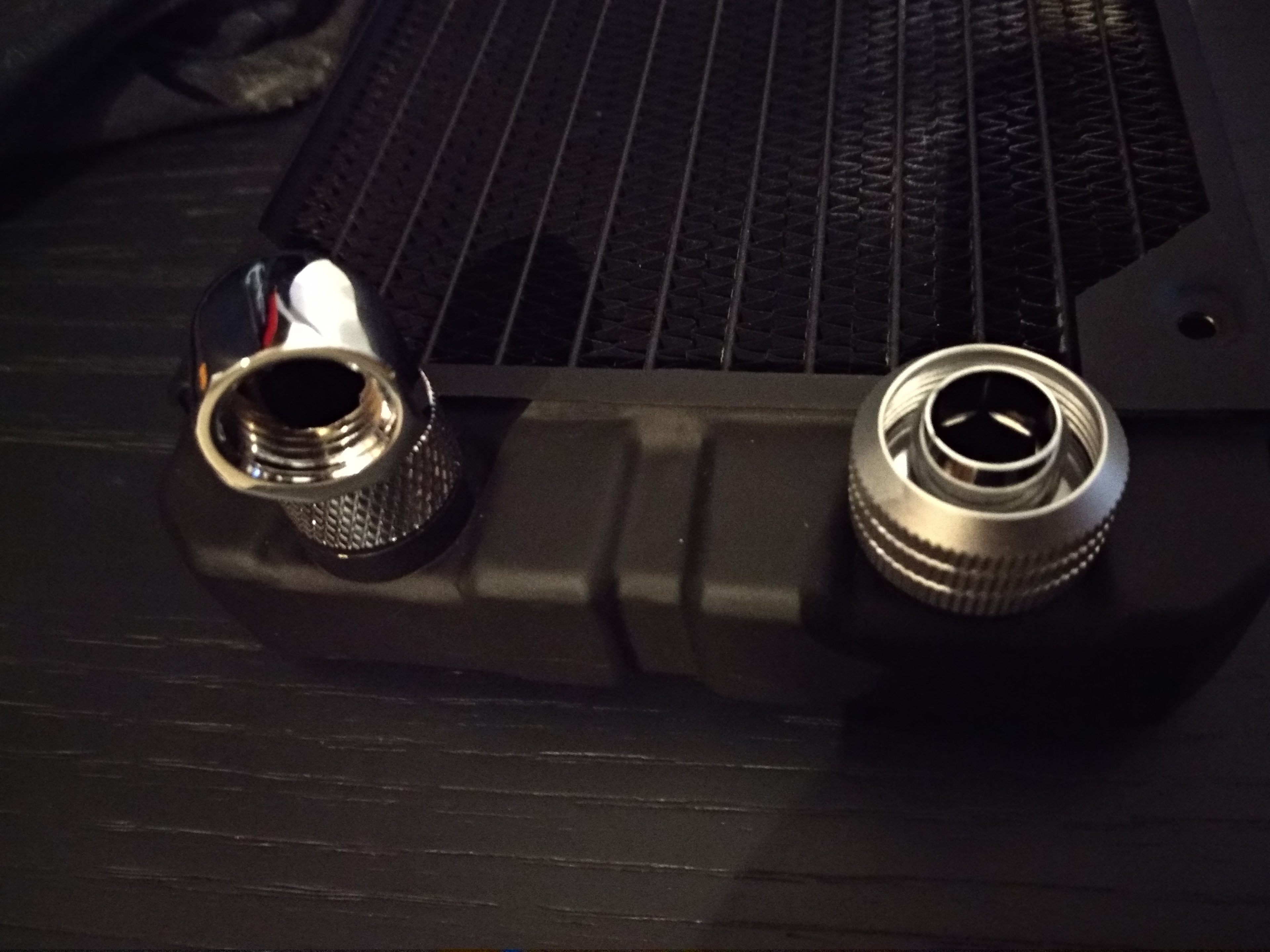 Fitting & 90° an Radiator.jpg