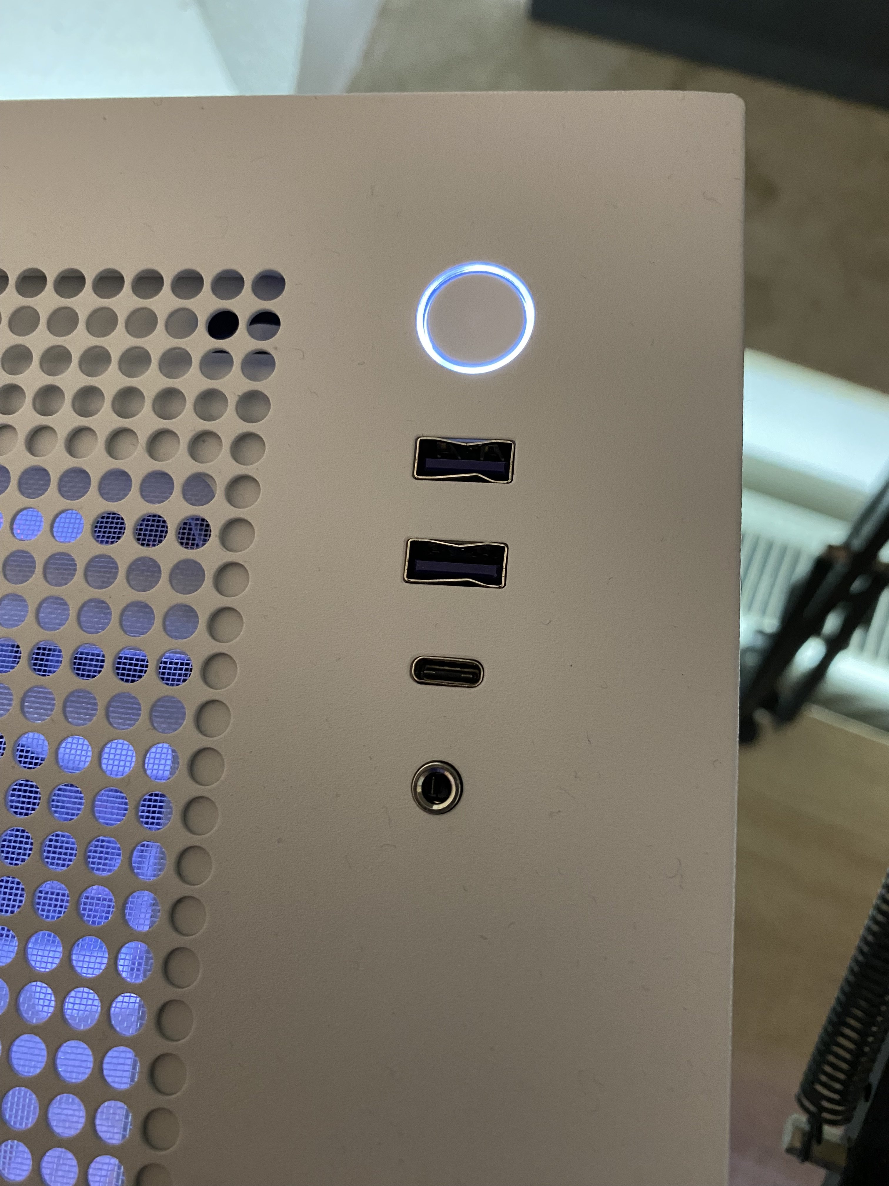 Front Anschlüsse.JPG