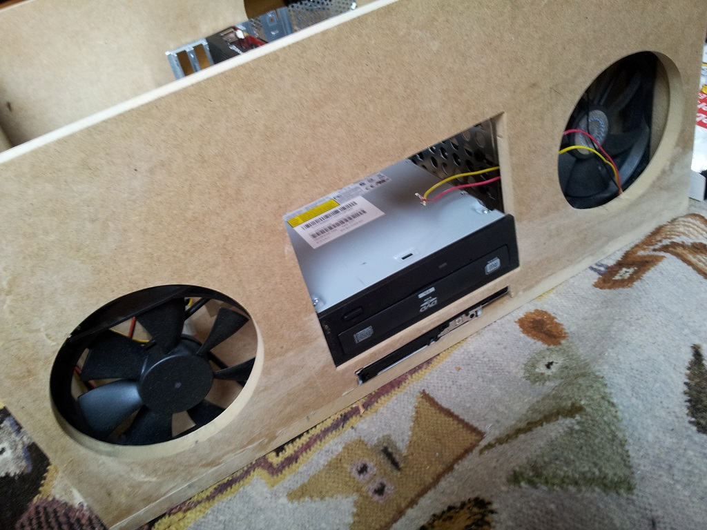 front-mit-zeug-jpg.270238