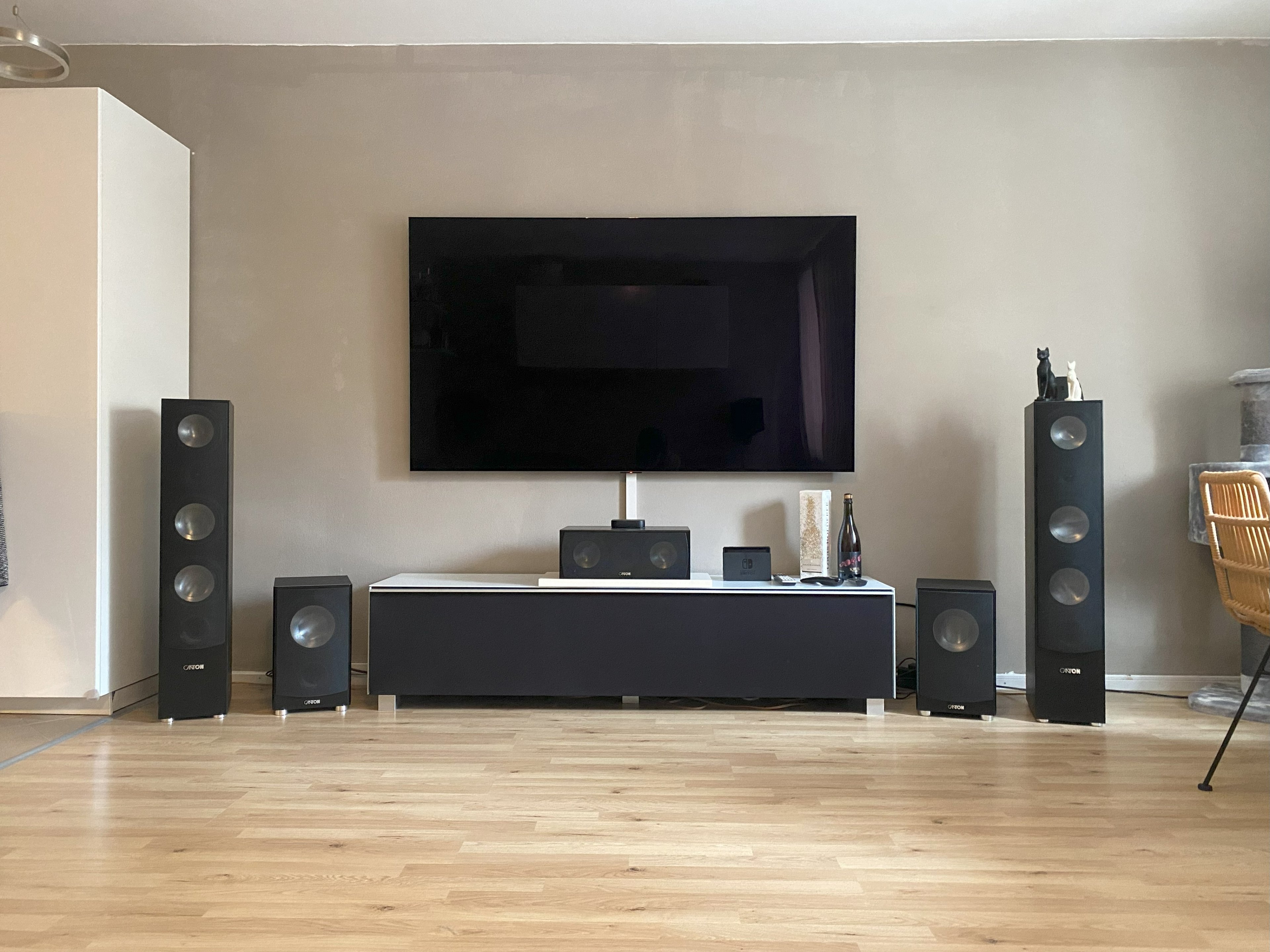 Front Normal (1).jpg