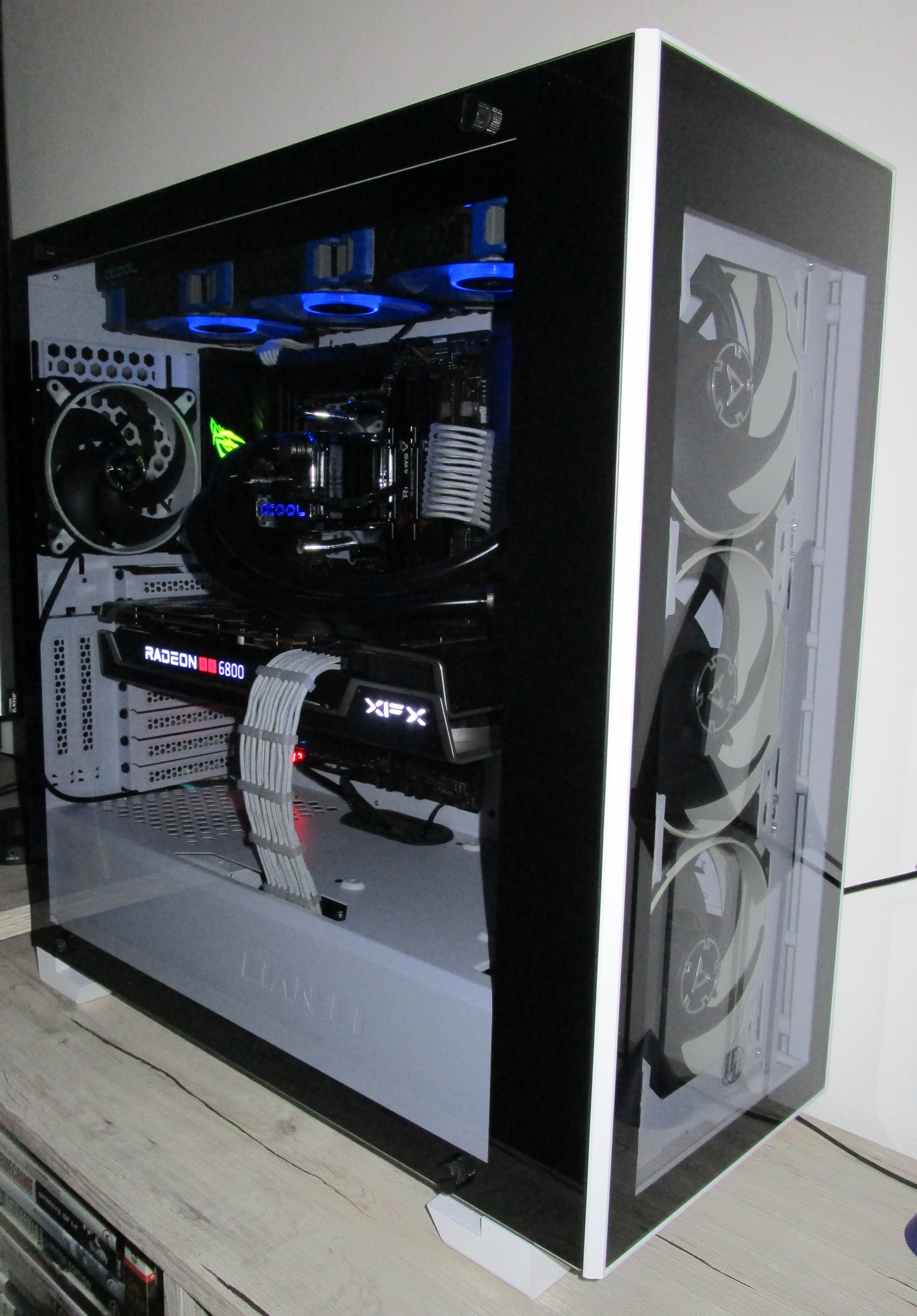 Gehäuse geschlossen.JPG