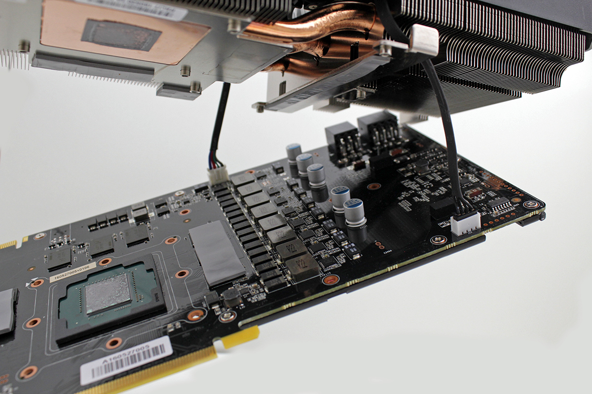 GTX_1080_Gainward_GLH_card_9.jpg