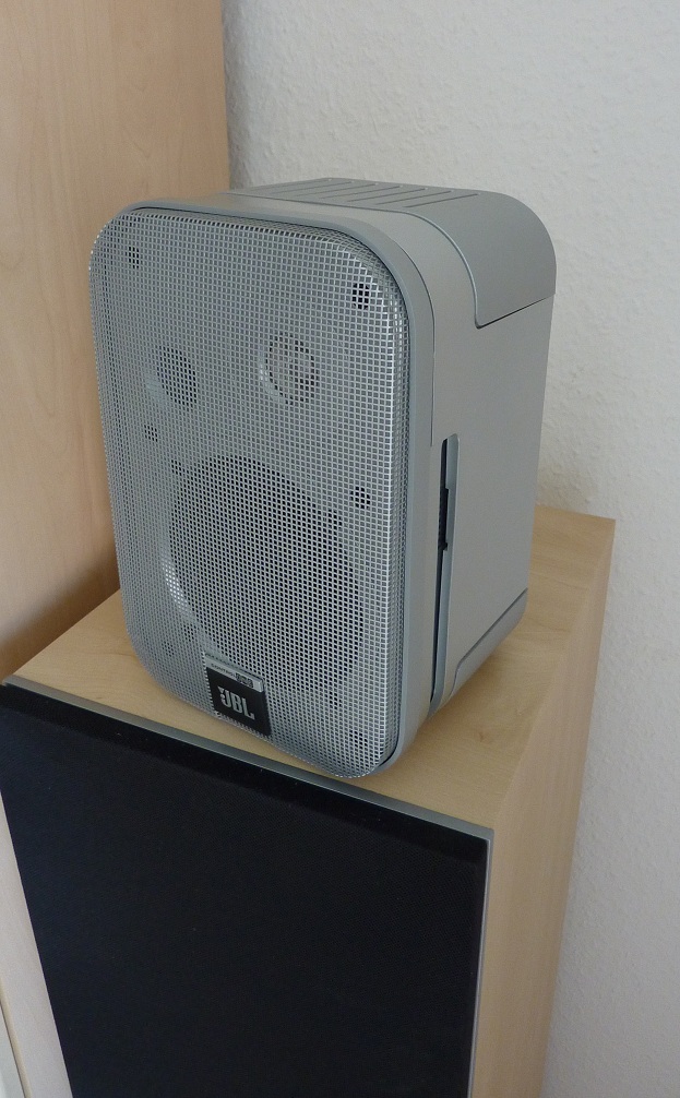 jbl-control-one-1-jpg.151107