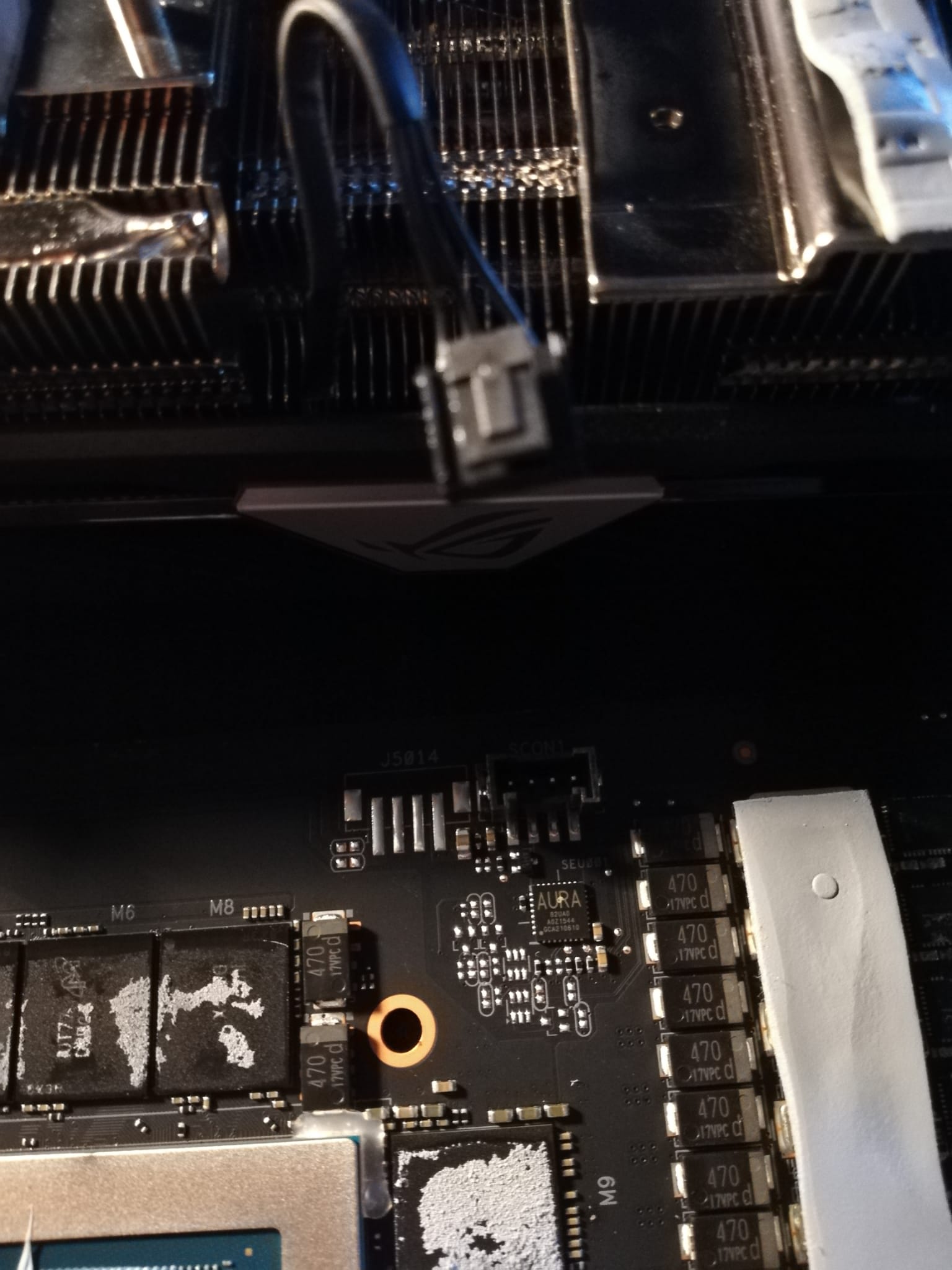 Kabel in der Mitte.jpeg