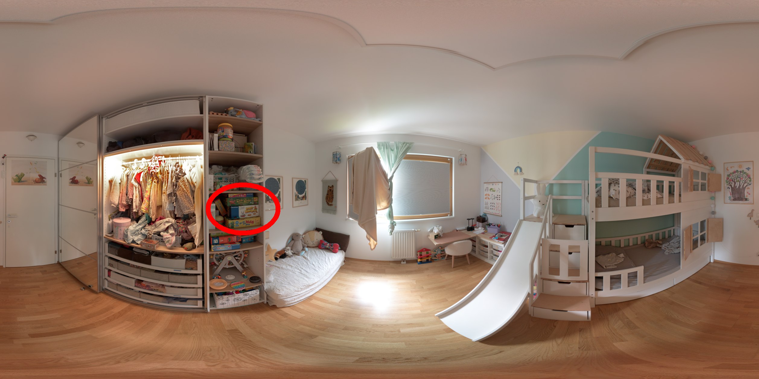 Kinderzimmer klein.jpg