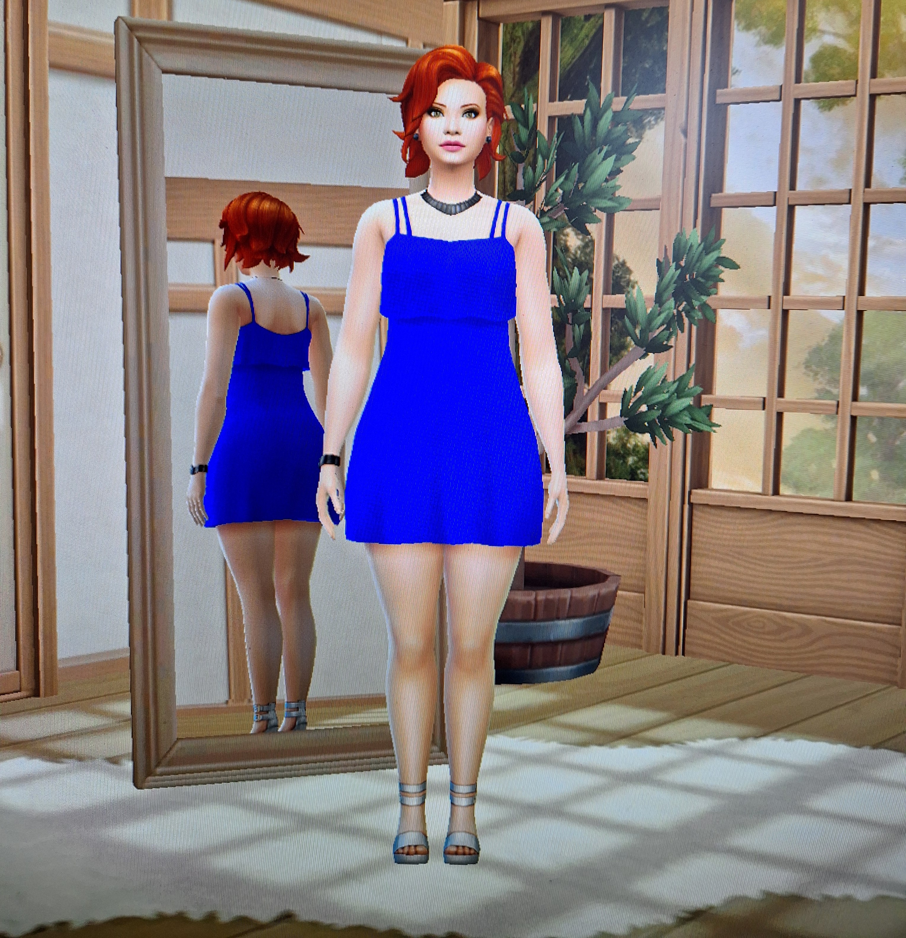 Kontrast & Helligkeit Blue Dress.jpg