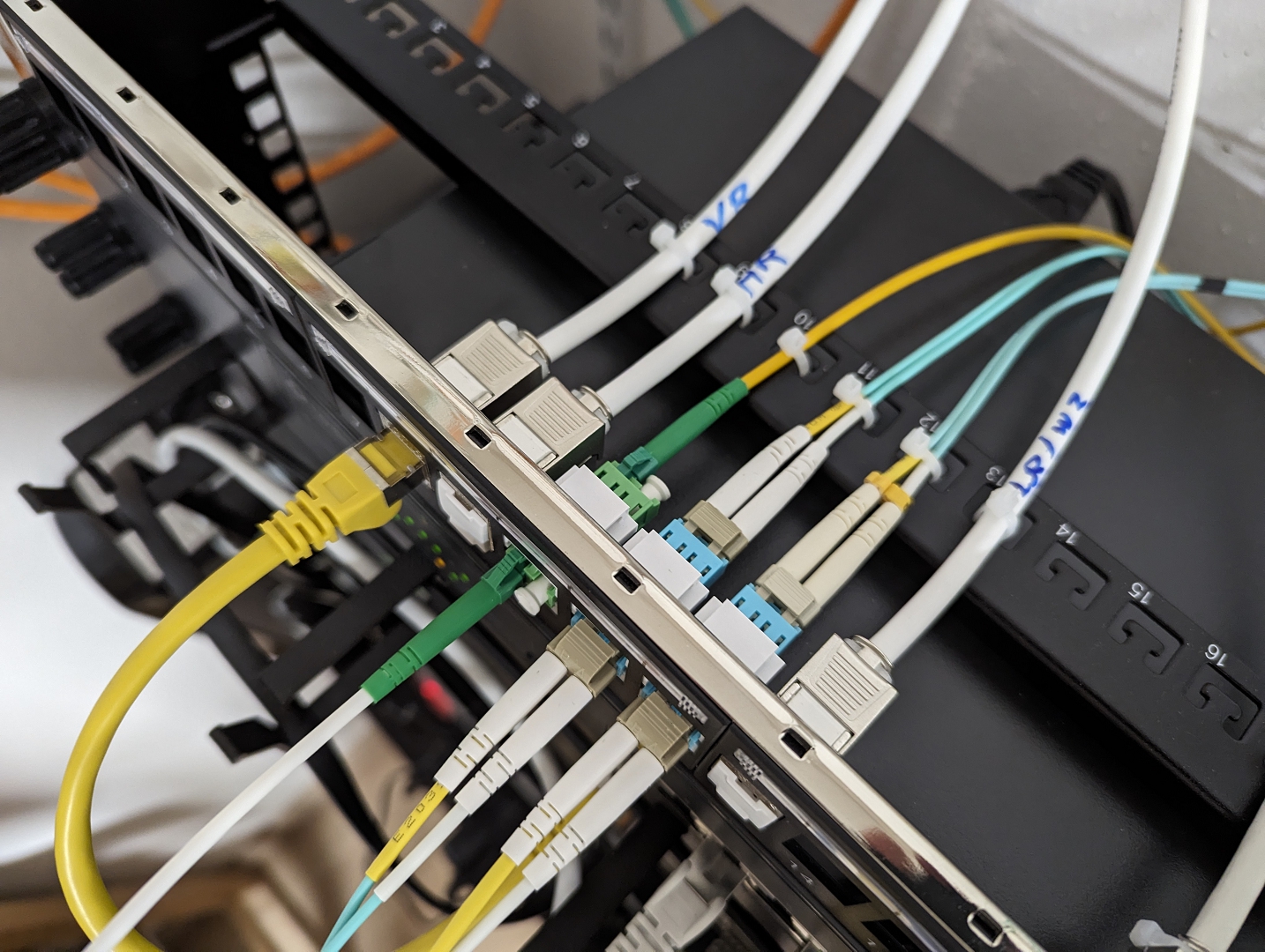 LC-APC-SC-UPC.jpg