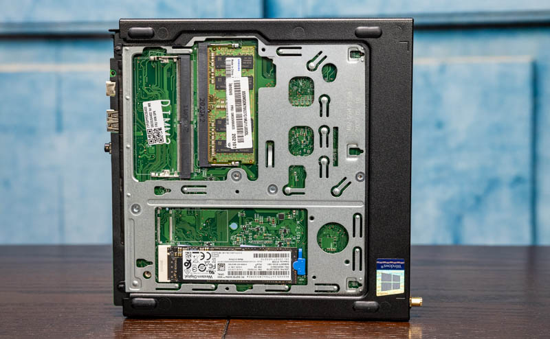 Lenovo-ThinkCentre-M75q-Gen2-Tiny-Bottom-Internal-Overview.jpg