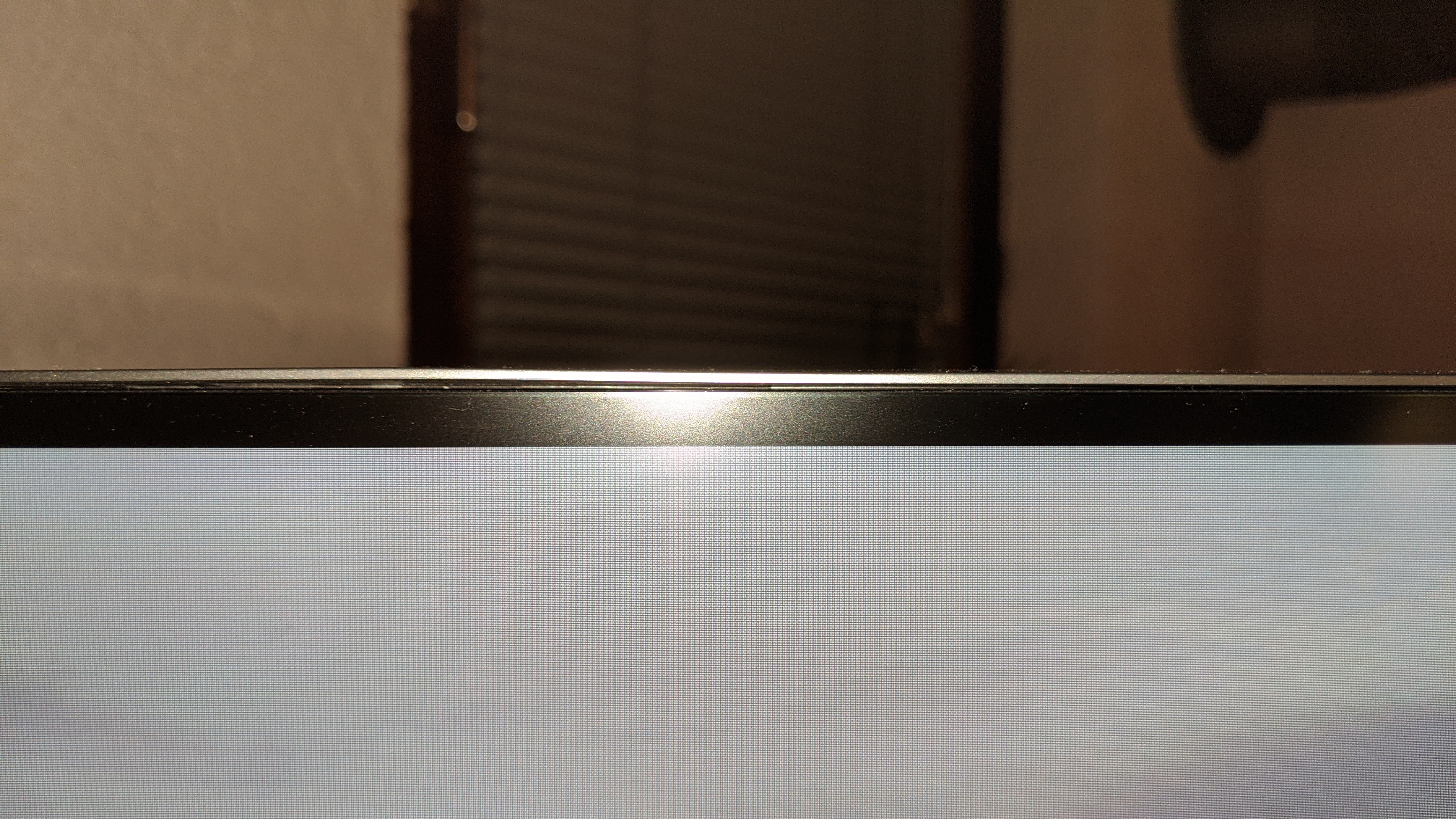 LG 32UD89-W Front.jpg