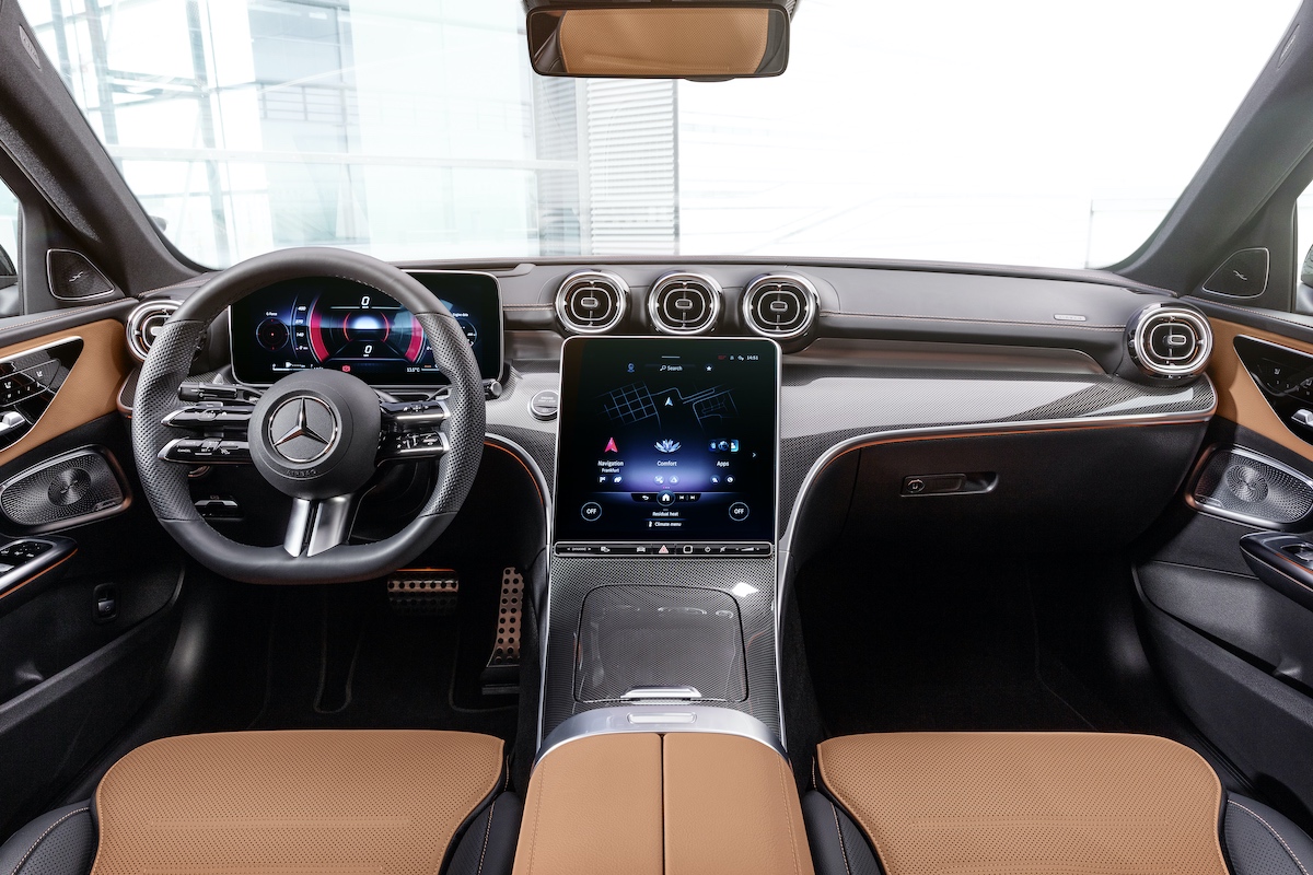 Mercedes-Benz-C-Klasse-W206-Neuheit-Limousine-Mittelklasse-Bestseller-Stuttgart-Vorstellung-10...jpg
