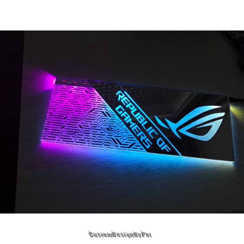 mirrored_mirrored-rgb-custom-gpu-backplate~7.jpg