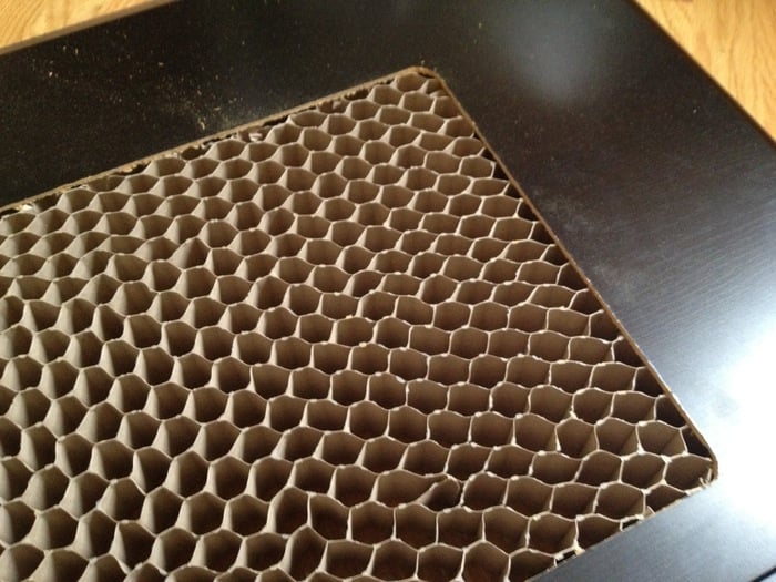 Monitor+hole+honeycomb-750356.jpg
