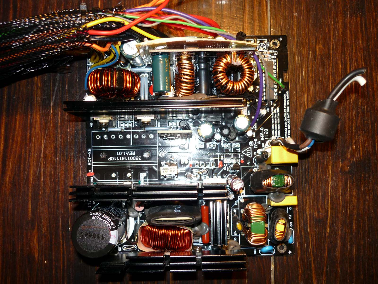 netzteil-platine-ausgeloetet-jpg.259347