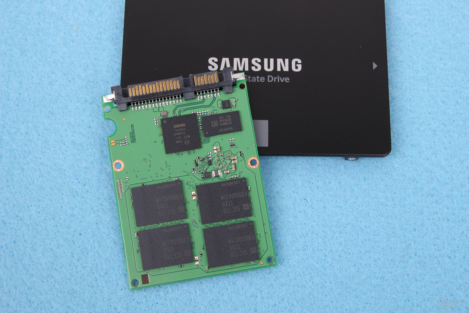 Samsung 860 Bild 2.jpg