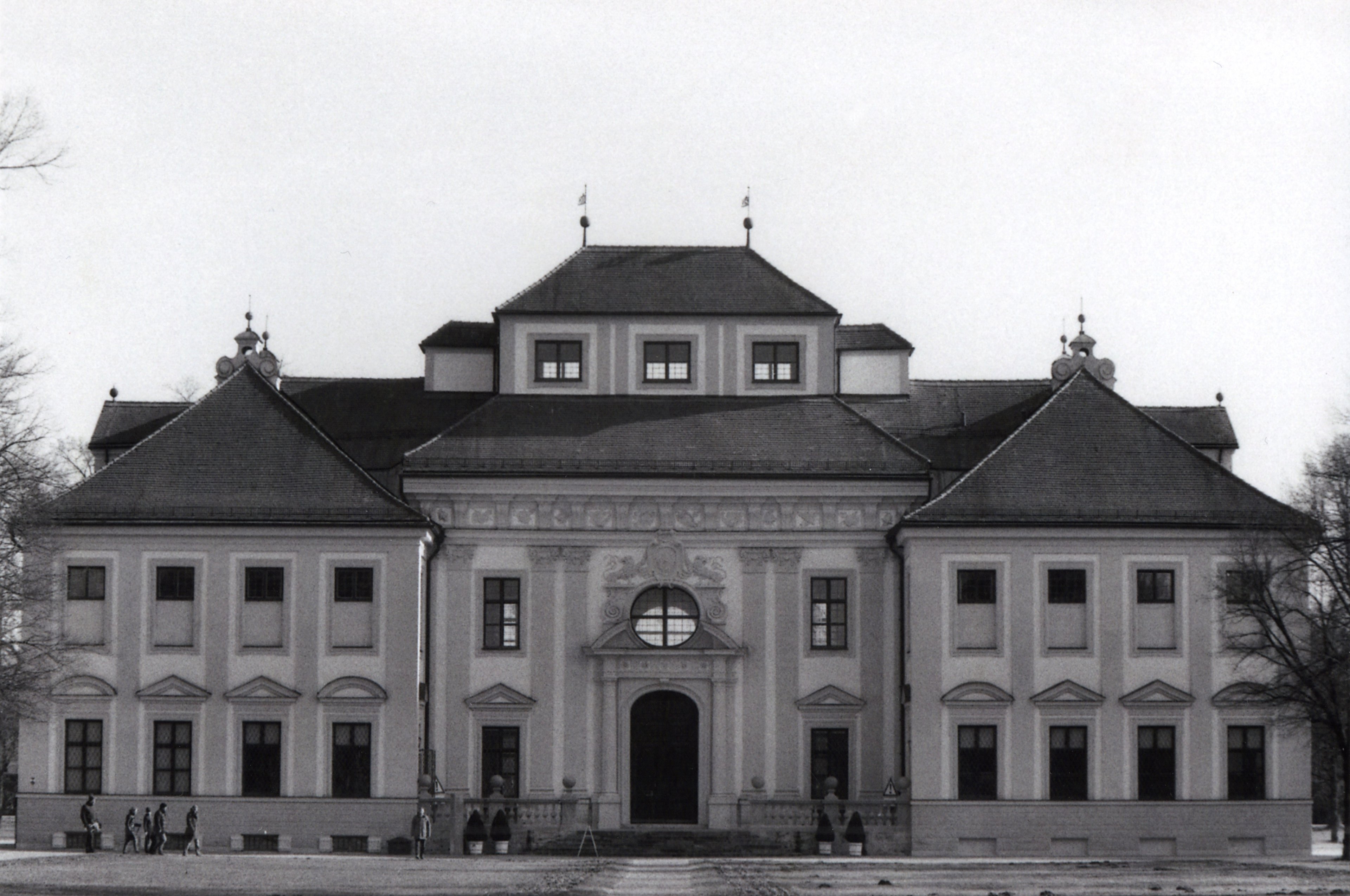 Schloss Unterschleissheim Analog s-w (5).jpg