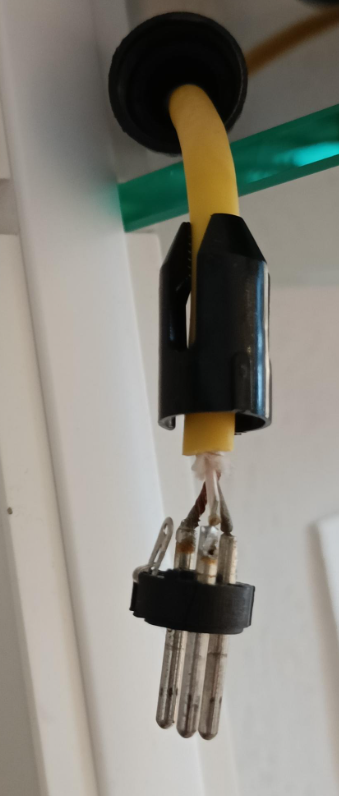 Signal - (29-11-2023) - 339 x796.png