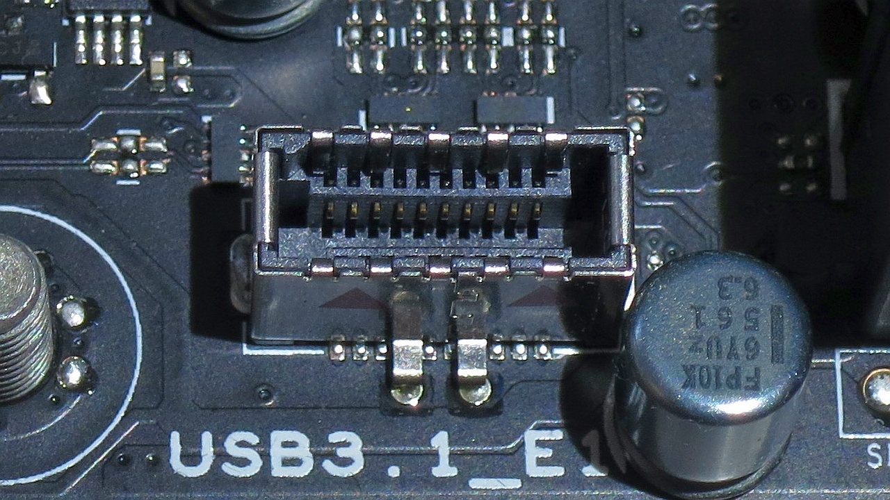 USB-31-Frontpanel-16-9-f2bf48c6eb296258.jpeg