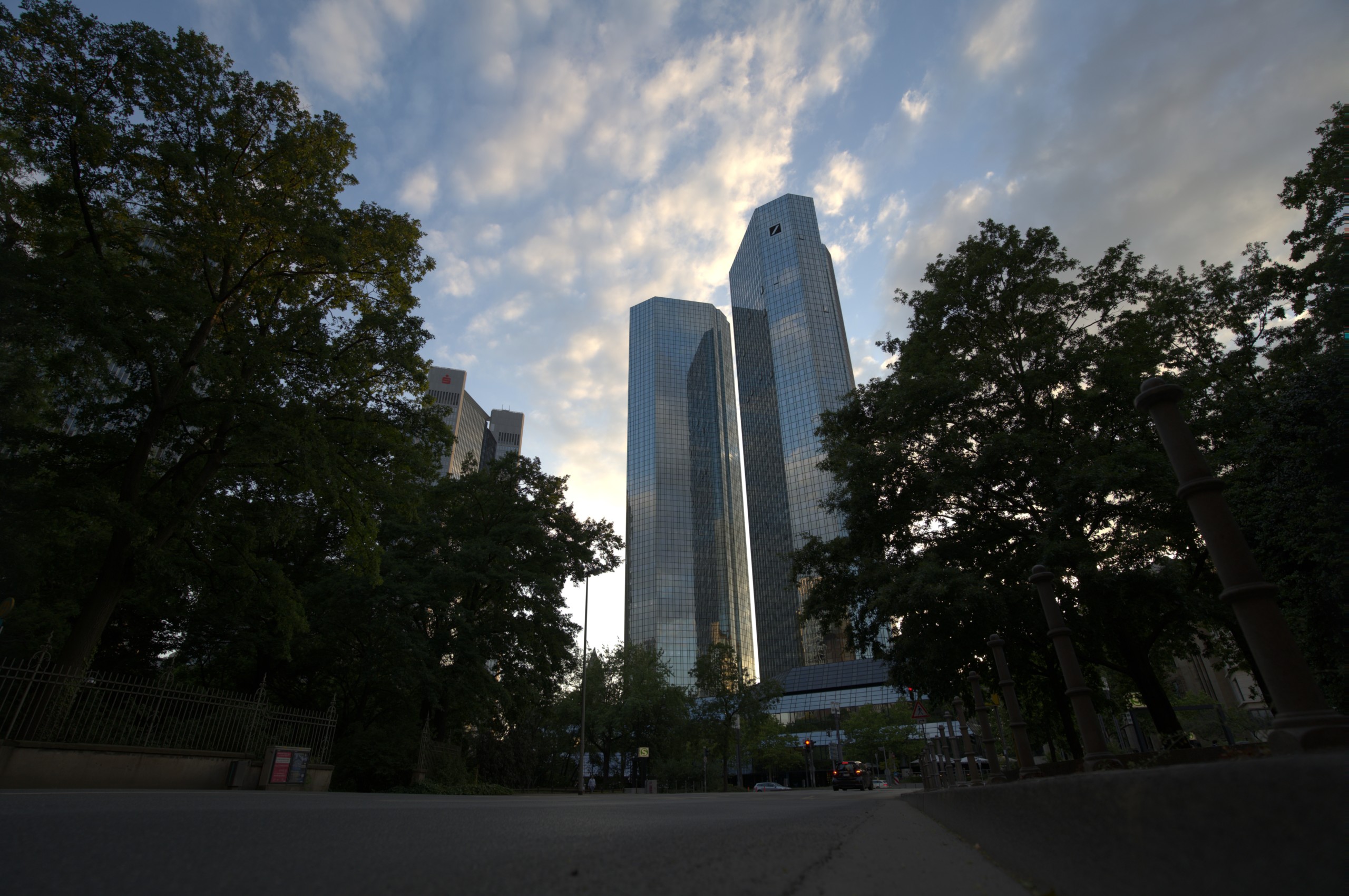 UtqLPLtQ 2560x1700.jpeg