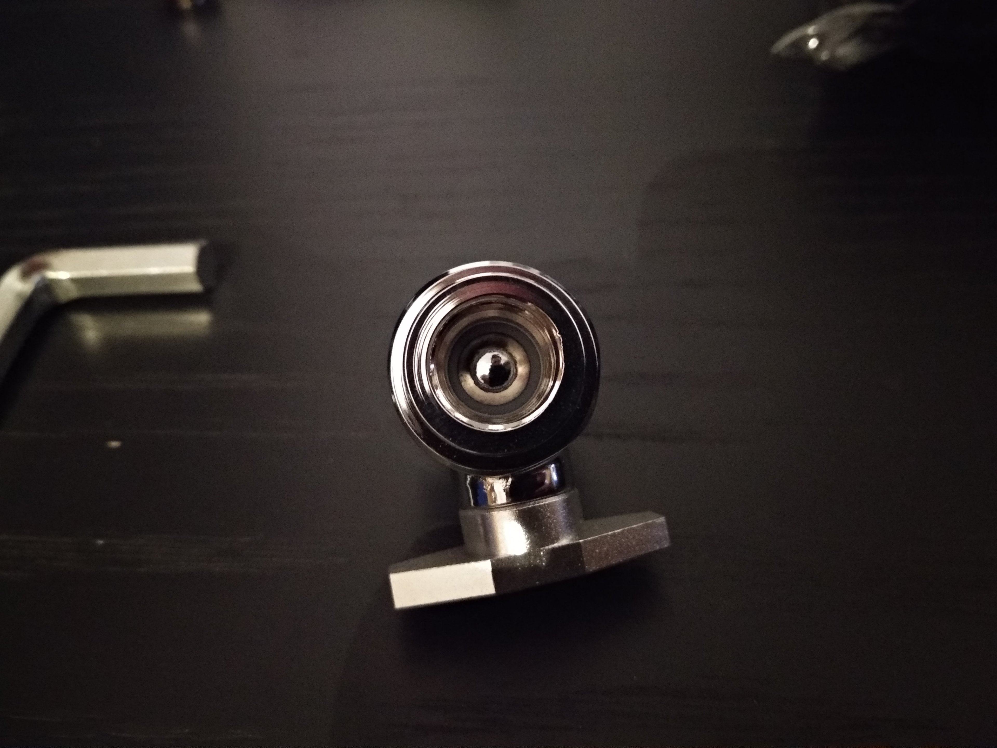 Verschlusshahn Frontal.jpg